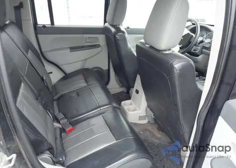 2008 Jeep Liberty Sport из США, поврежденный, VIN 1J8GN28K08W270526